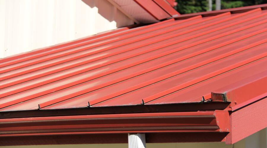 Gutter Debris Removal in Spillville, IA